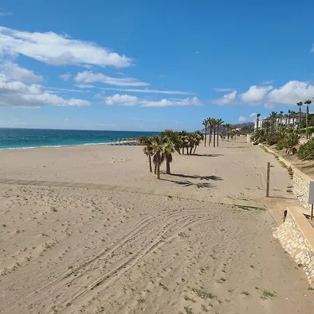 Playa Homes 2 *